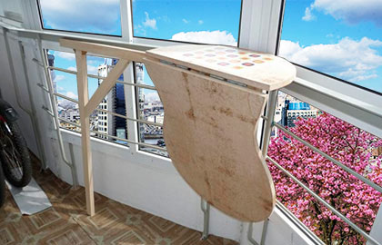 Стол на балкон